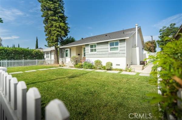 8117 Lindley Ave, Reseda, CA 91335