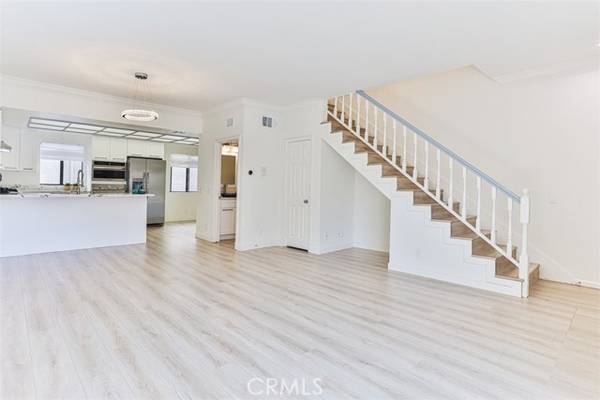 4068 Whitsett Avenue #3, Studio City, CA 91604