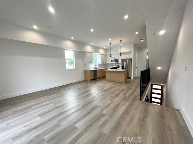 5232 Tilden Avenue, Sherman Oaks, CA 91401