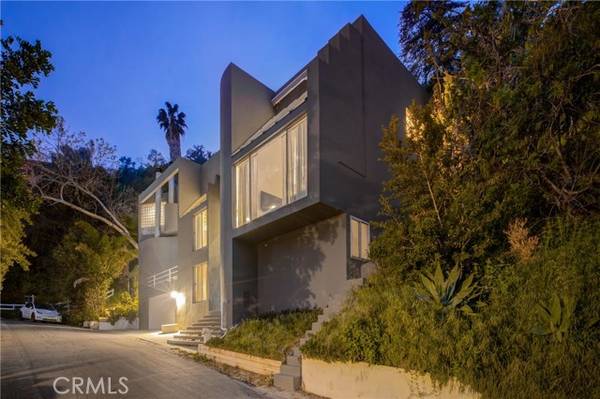 3715 Avenida Del Sol, Studio City, CA 91604