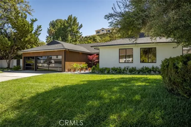 Tarzana, CA 91356,3855 Corbin Avenue