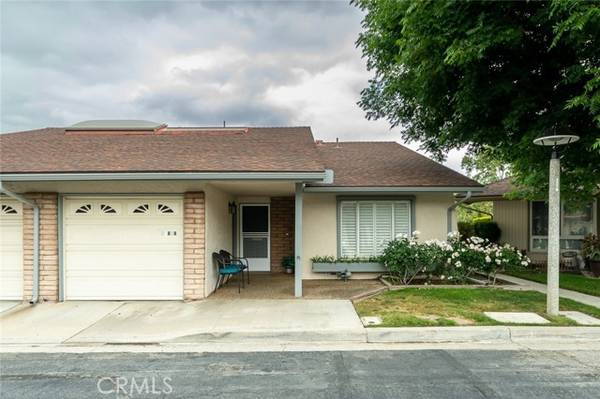 26808 Oak Garden Court, Newhall, CA 91321