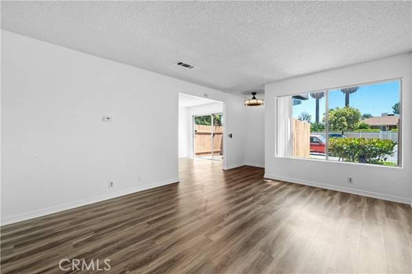 Panorama City, CA 91402,9800 VESPER #52