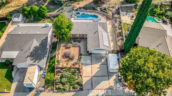 Canyon Country, CA 91387,14712 Hydrangea Way