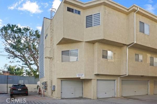 5730 Vineland Avenue #108, North Hollywood, CA 91601