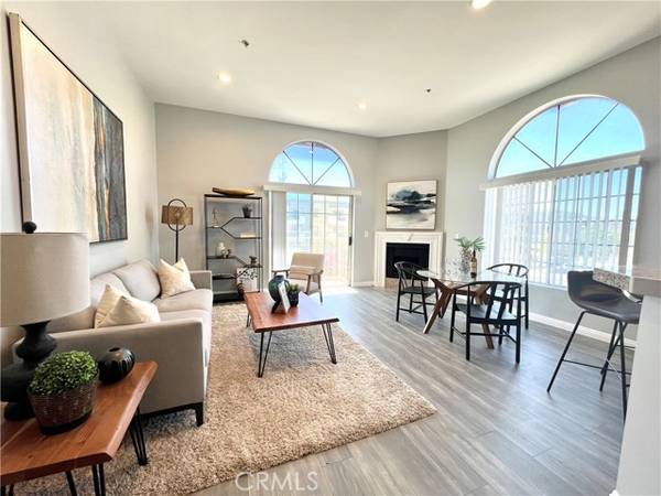 11445 Moorpark Street #18, Studio City, CA 91602