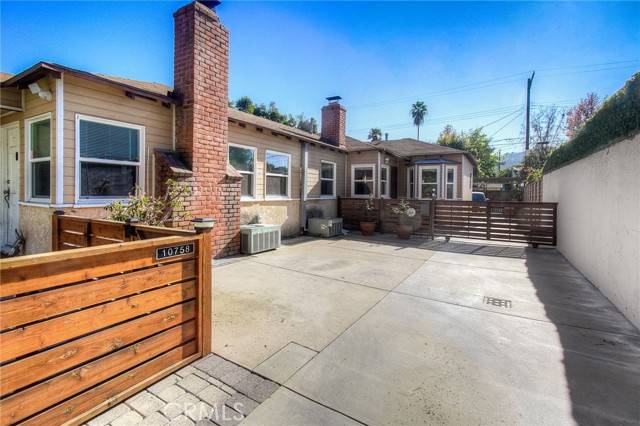 10758 Valley Spring Lane, Toluca Lake, CA 91602