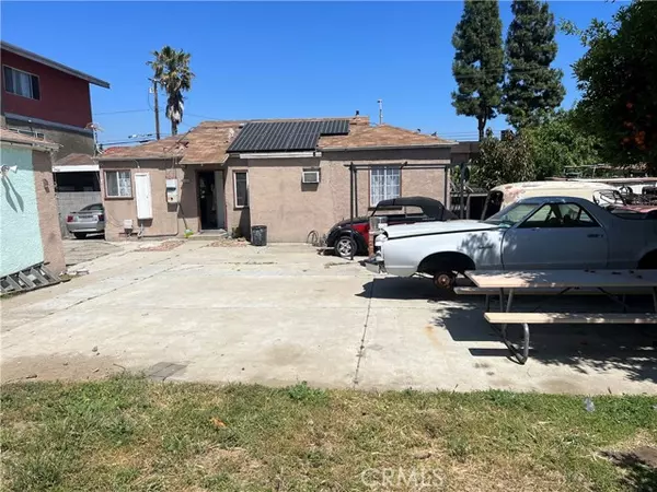 North Hills, CA 91343,8923 Burnet Avenue