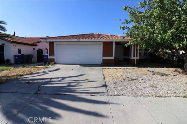 4537 Elwood Avenue, Palmdale, CA 93552