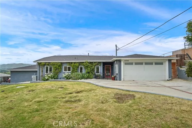 10241 Mcbroom Street, Sunland, CA 91040