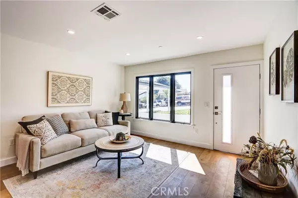 Tujunga, CA 91042,10788 Las Lunitas Avenue