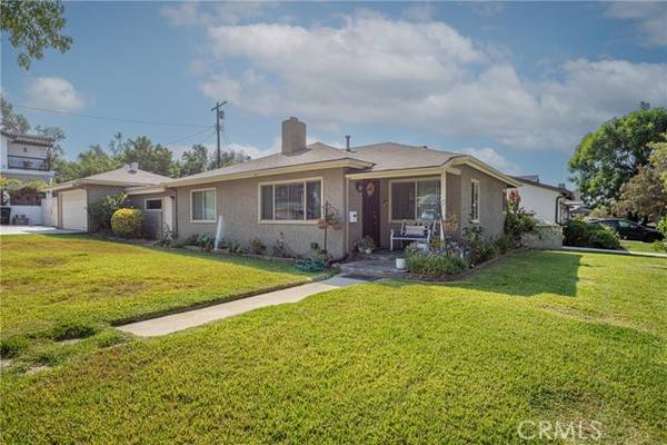 7774 Shadyspring Drive, Burbank, CA 91504