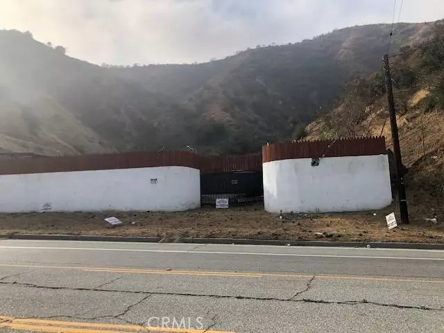 Sun Valley, CA 91352,8940 La Tuna