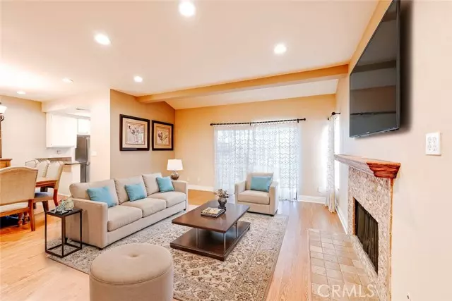 Sun Valley, CA 91352,10831 Roycroft Street #34