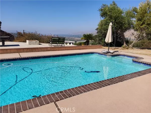 Sunland, CA 91040,9050 Mulberry Drive