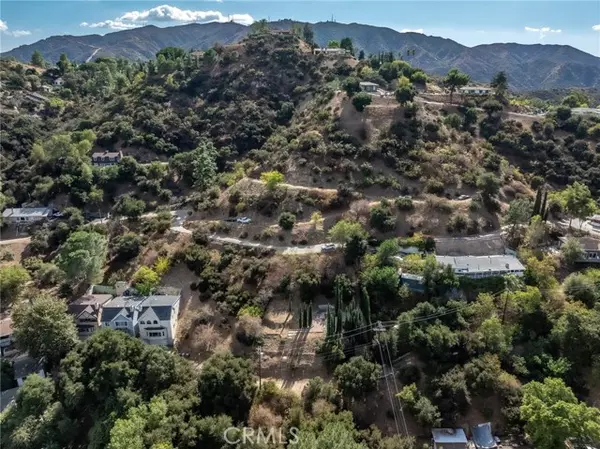 Tujunga, CA 91042,7136 Highcliff Trail