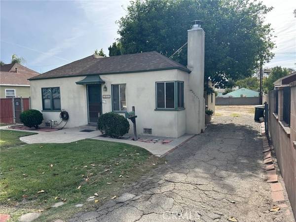 1024 W Palm Avenue, Burbank, CA 91506