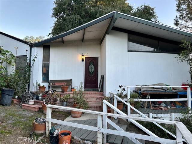 9970 Wheatland Avenue, Shadow Hills, CA 91040