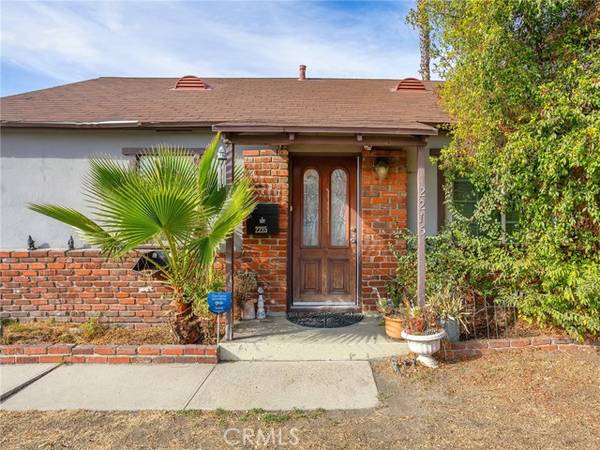 2215 N Brighton Street, Burbank, CA 91504