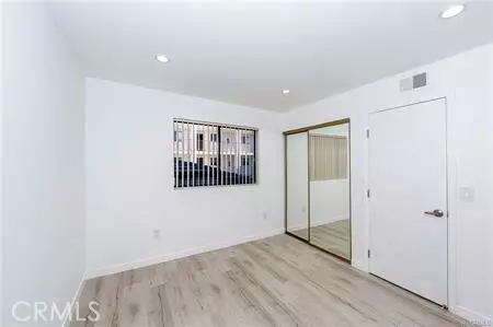 Glendale, CA 91205,835 E Lomita Avenue #303