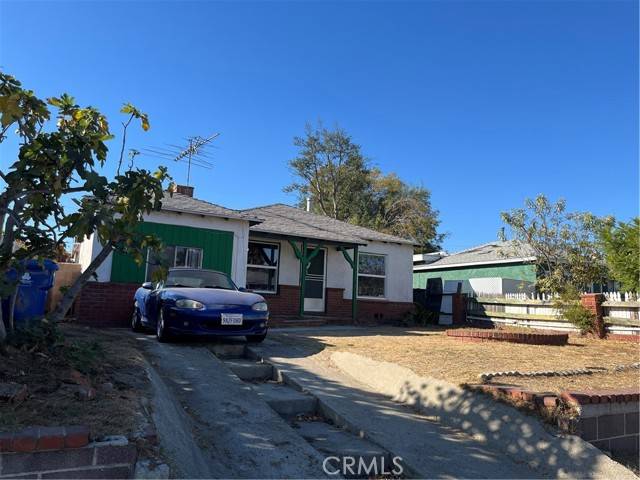 5639 Satsuma Avenue, North Hollywood, CA 91601