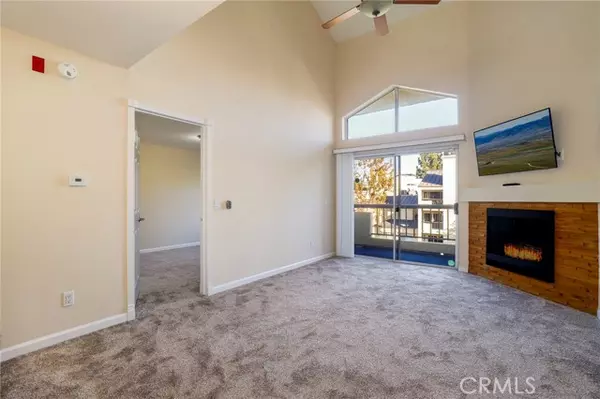 Woodland Hills, CA 91367,5530 Owensmouth Avenue #306