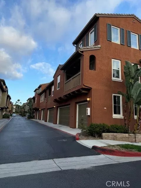 San Diego, CA 92129,7870 Via Montebello #5