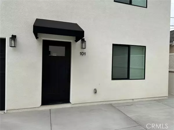 899 N Orchard Drive #101, Burbank, CA 91506