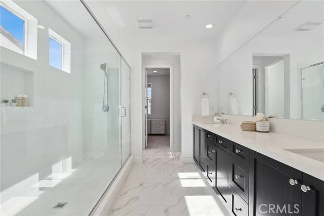 Canyon Country, CA 91351,19152 Blackthorn Drive