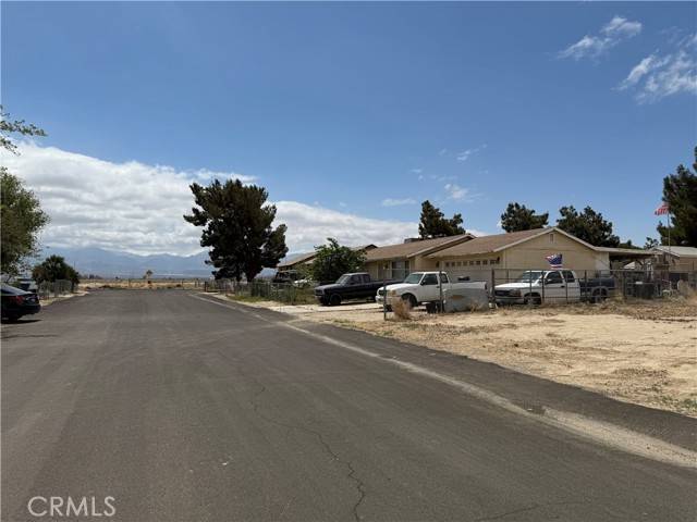 Palmdale, CA 93591,39143 169th
