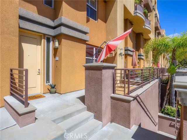 201 E Angeleno Avenue #104, Burbank, CA 91502