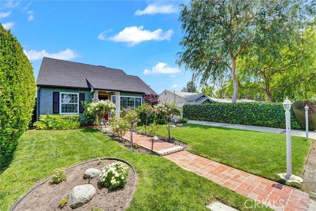 5634 Saint Clair Avenue, Valley Village, CA 91607
