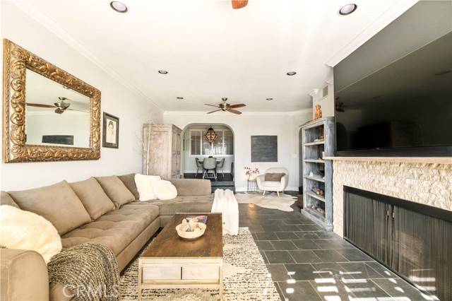 West Hollywood, CA 90069,8455 Fountain Avenue #208