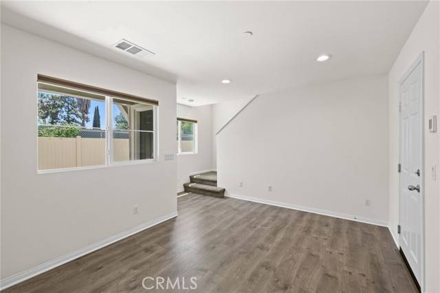 Panorama City, CA 91402,14856 Maple Terrace