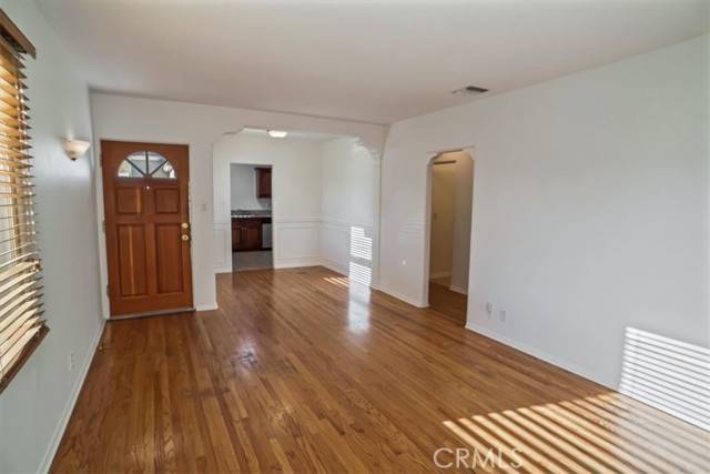 2026 N Evergreen Street, Burbank, CA 91505