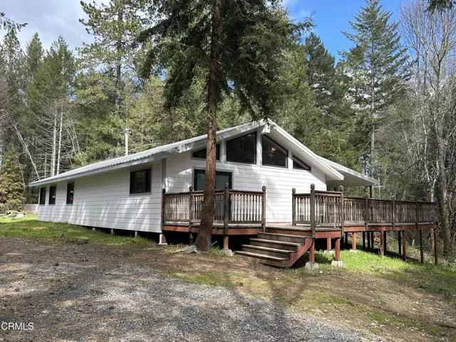 1100 Hoiland Road, Laytonville, CA 95454