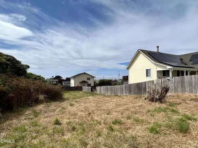 Fort Bragg, CA 95437,409 S Whipple