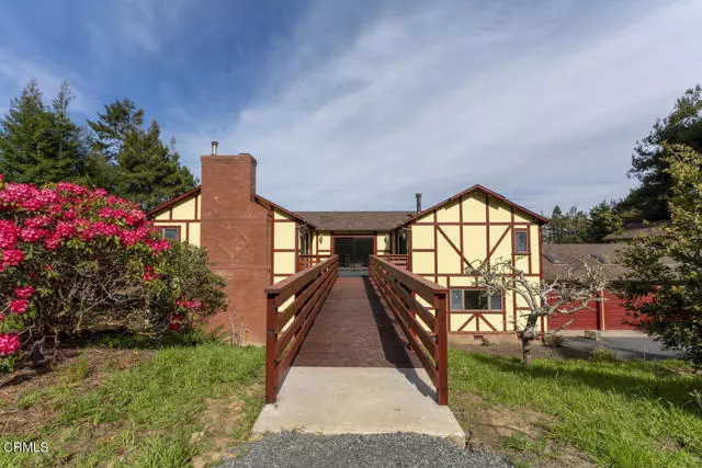 33451 Little Valley Road, Fort Bragg, CA 95437