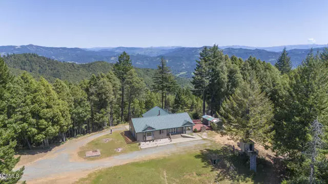 4300 Cahto Peak Road, Laytonville, CA 95454