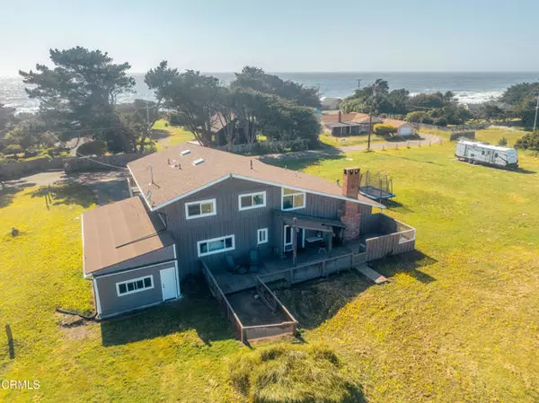 33550 Pacific Way Way, Fort Bragg, CA 95437