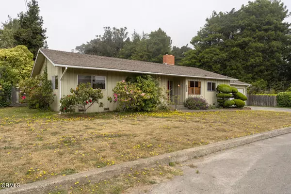 Fort Bragg, CA 95437,1321 Cedar Street