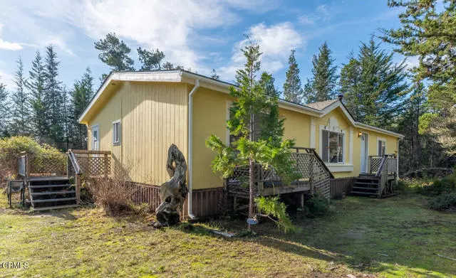 42015 Caspar Little Lake Road, Mendocino, CA 95460