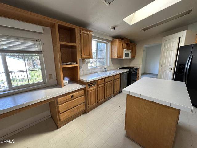 44151 Stump Road, Laytonville, CA 95454
