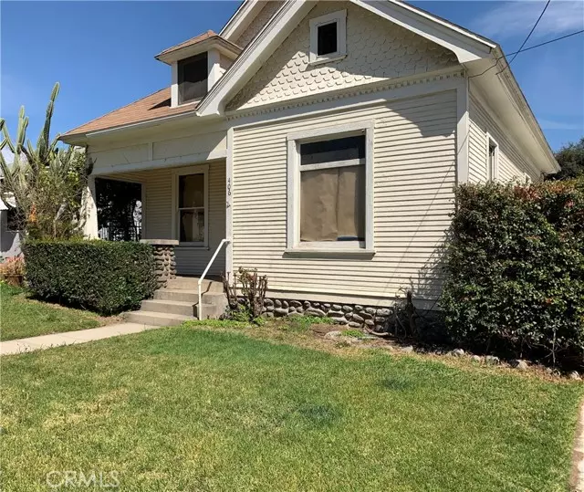 Upland, CA 91786,406 N 6th Avenue