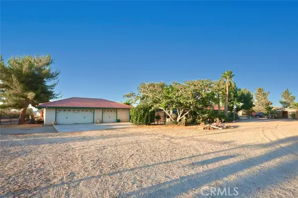 12233 Sonora Road, Phelan, CA 92371