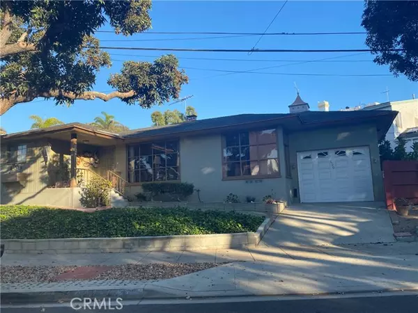 Redondo Beach, CA 90277,600 S Gertruda Avenue