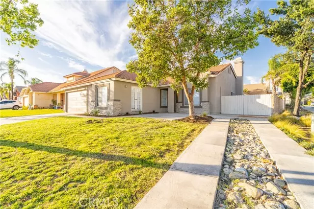 2524 W Windhaven Drive, Rialto, CA 92377