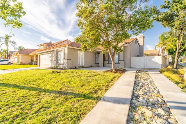 2524 W Windhaven Drive, Rialto, CA 92377