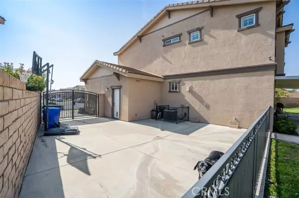 Fontana, CA 92336,5361 Osprey Court