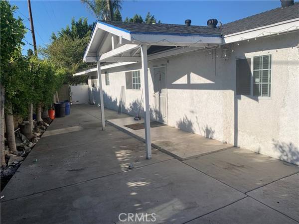 Pico Rivera, CA 90660,4458 Oak Street